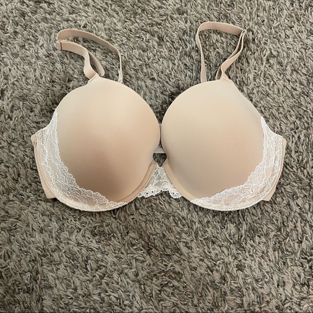 Soma Memorable Full Coverage Lace Trim bra